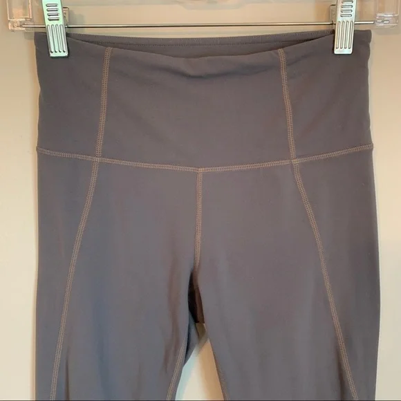 Athleta Salutation 7/8 Tight Powervita Flagstone Grey Legging Yoga Size XS - Picture 7 of 14